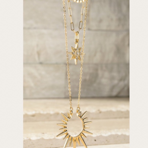Gold Tone Multi Layer Starburst Pendant Necklace - Picture 4 of 8